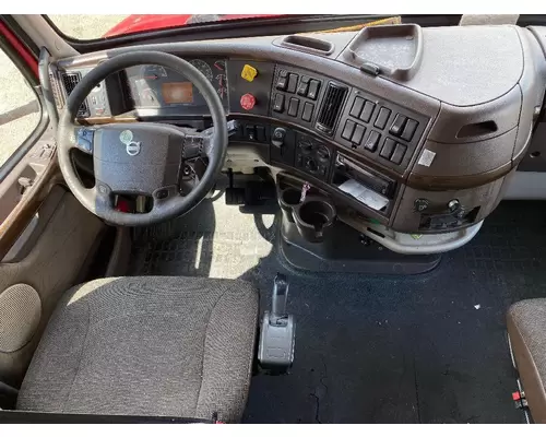 VOLVO VNL Cab Assembly