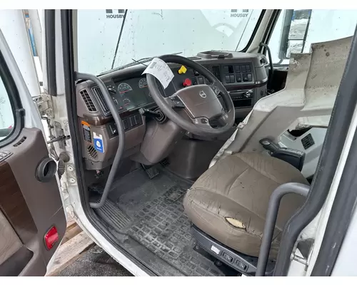 VOLVO VNL Cab Assembly