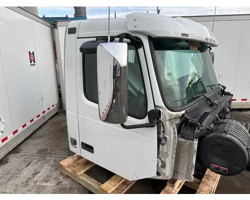 VOLVO VNL Cab Assembly