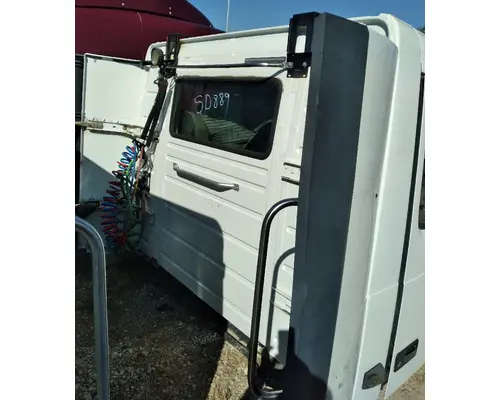 VOLVO VNL Cab Assembly