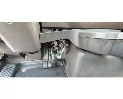 VOLVO VNL Cab Assembly