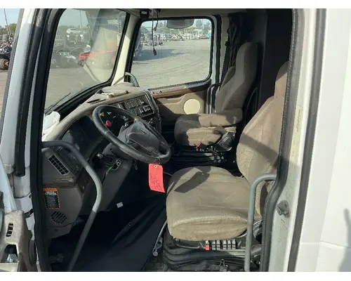 VOLVO VNL Cab Assembly