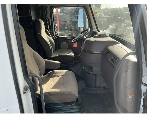 VOLVO VNL Cab Assembly