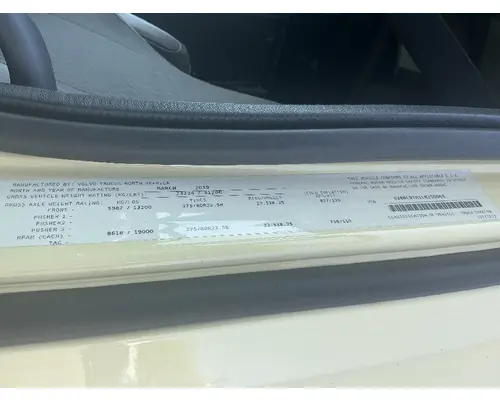 VOLVO VNL Cab Assembly