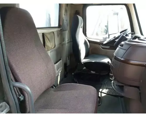 VOLVO VNL Cab Assembly