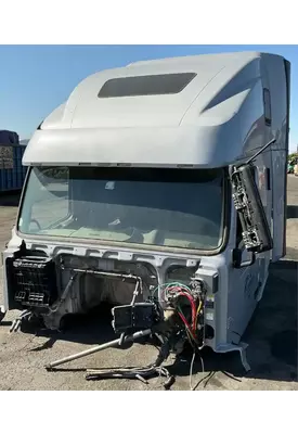 VOLVO VNL Cab Assembly