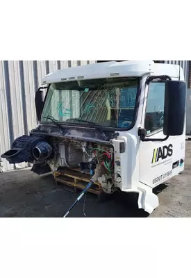 VOLVO VNL Cab Assembly
