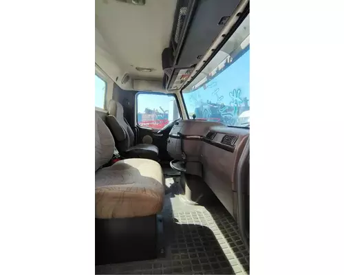 VOLVO VNL Cab Assembly