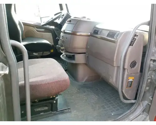 VOLVO VNL Cab Assembly