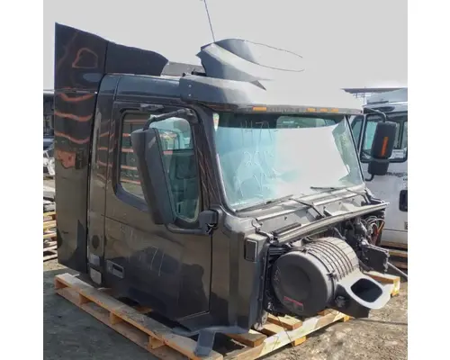 VOLVO VNL Cab Assembly