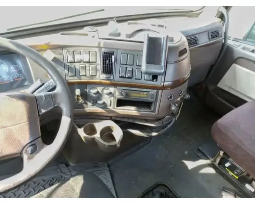 VOLVO VNL Cab Assembly
