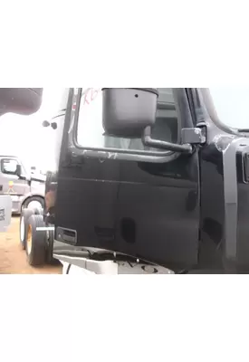 VOLVO VNL Cab Clip