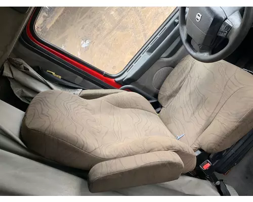 VOLVO VNL Cab Mount