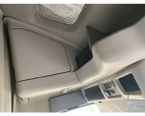 VOLVO VNL Cab Mount