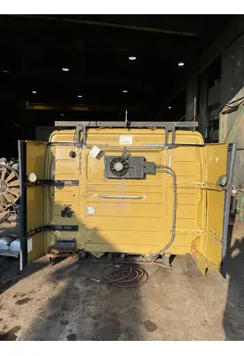 VOLVO VNL Cab Mount