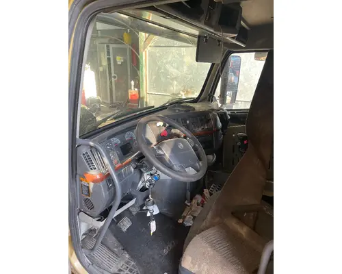VOLVO VNL Cab Mount