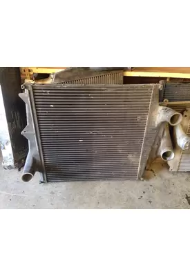 VOLVO VNL Charge Air Cooler (ATAAC)