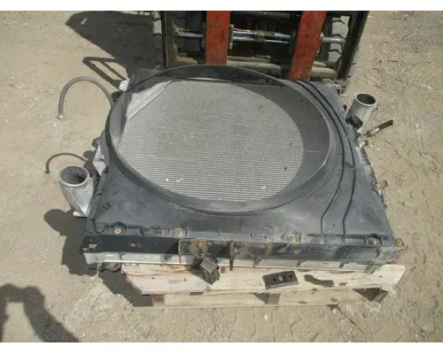 VOLVO VNL Charge Air Cooler (ATAAC)