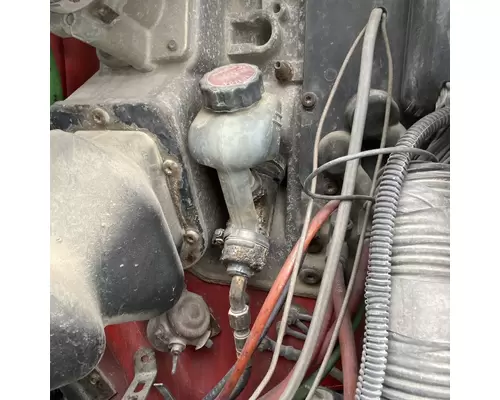 VOLVO VNL Clutch Master Cylinder