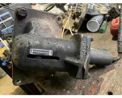 VOLVO VNL Clutch Slave Cylinder