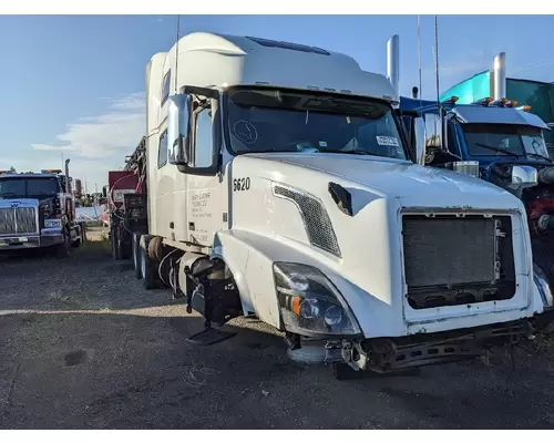 VOLVO VNL Complete Vehicle