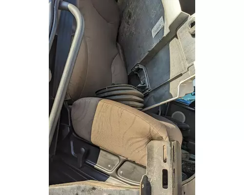 VOLVO VNL Complete Vehicle