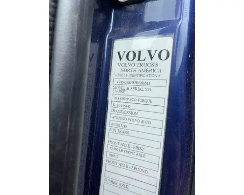 VOLVO VNL Complete Vehicle