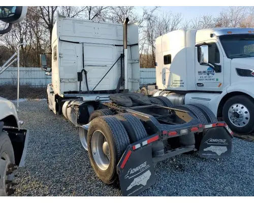 VOLVO VNL Complete Vehicle