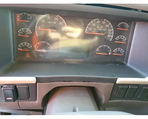 VOLVO VNL Complete Vehicle