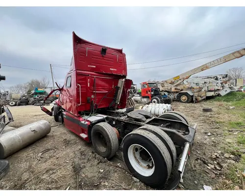 VOLVO VNL Complete Vehicle