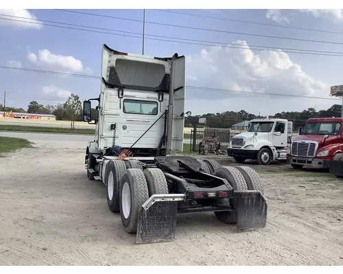 VOLVO VNL Complete Vehicle