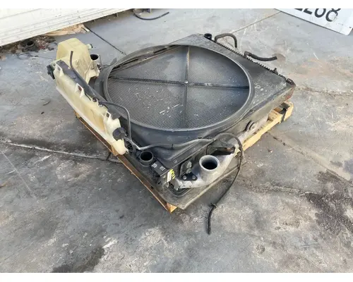 VOLVO VNL Cooling Assy. (Rad., Cond., ATAAC)