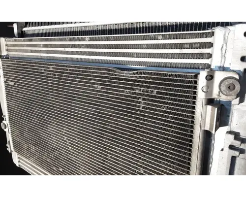 VOLVO VNL Cooling Assy. (Rad., Cond., ATAAC)