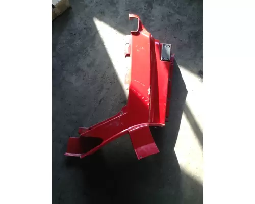 VOLVO VNL Cowl