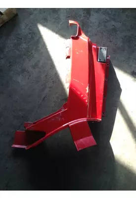 VOLVO VNL Cowl