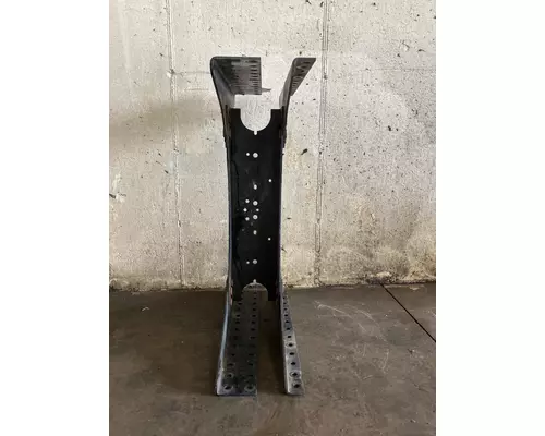 VOLVO VNL Crossmember