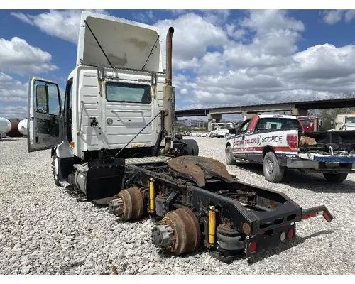 VOLVO VNL Cutoff (Tandem)