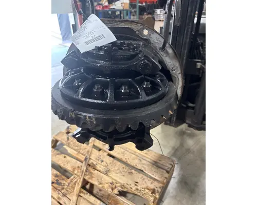 VOLVO VNL Cutoff Assembly (Complete With Axles)
