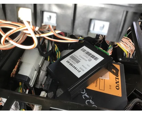 VOLVO VNL DASH CONTROL MODULE