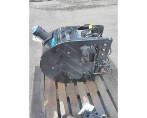 VOLVO VNL DEF TANK