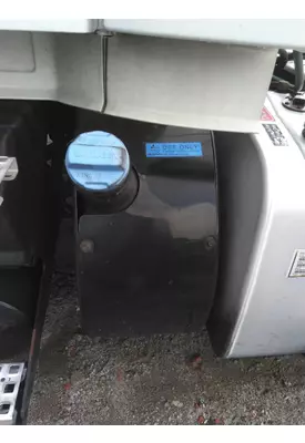 VOLVO VNL DEF TANK