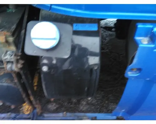 VOLVO VNL DEF TANK