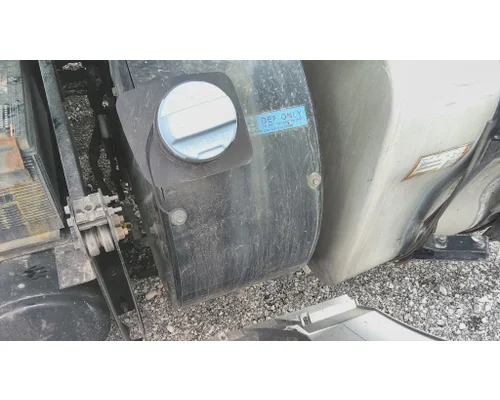 VOLVO VNL DEF TANK
