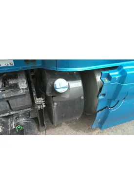 VOLVO VNL DEF TANK