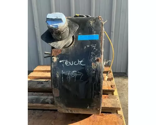 VOLVO VNL DEF Tank