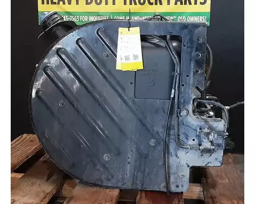 VOLVO VNL DEF Tank