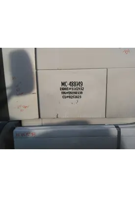 VOLVO VNL DOOR, COMPARTMENT