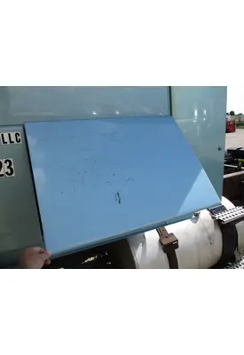 VOLVO VNL DOOR, COMPARTMENT