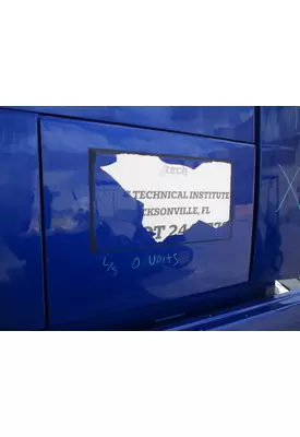 VOLVO VNL DOOR, COMPARTMENT