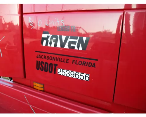 VOLVO VNL DOOR, COMPARTMENT